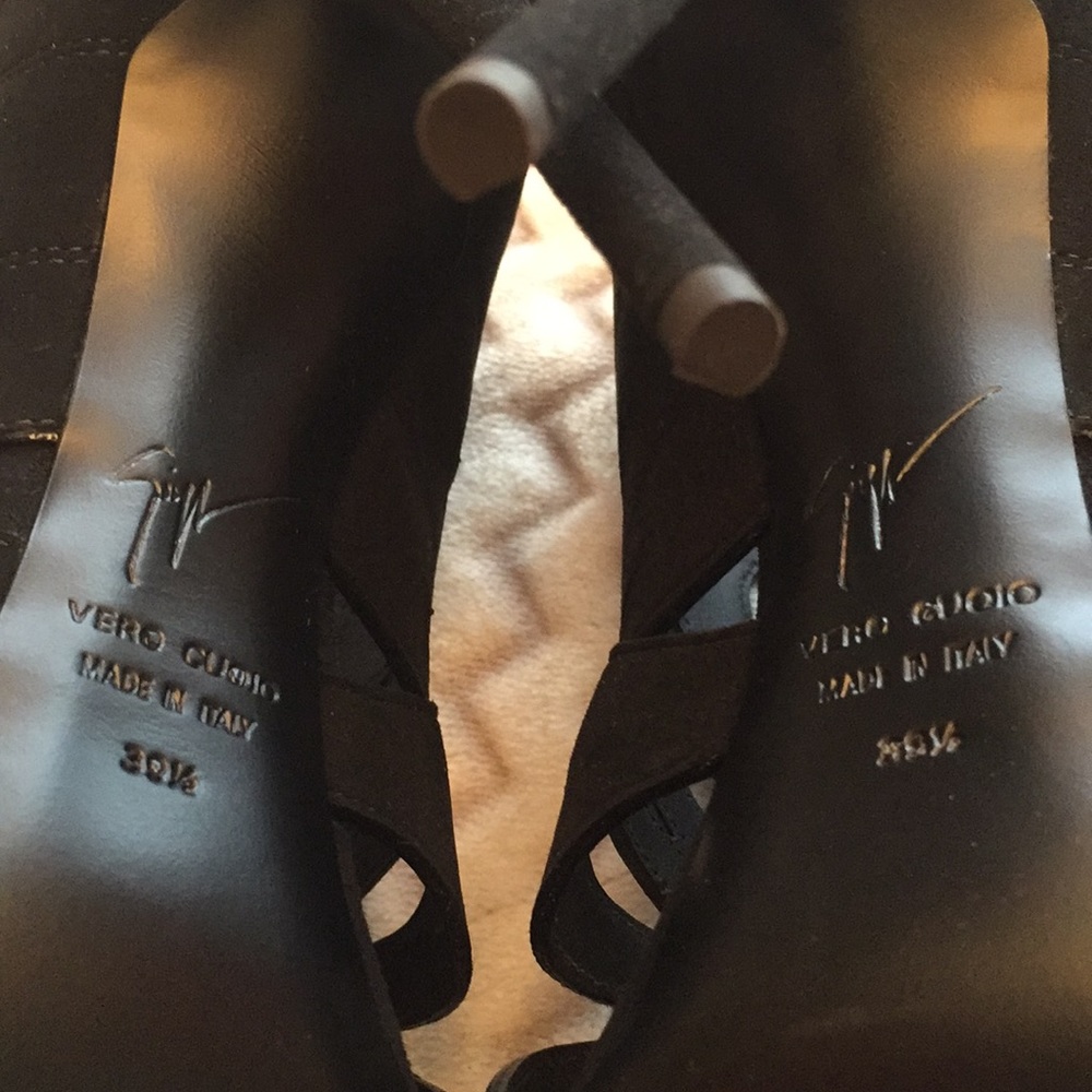 Giuseppe Zanotti NIB Heels Sz 39.5 - Picture 7 of 7